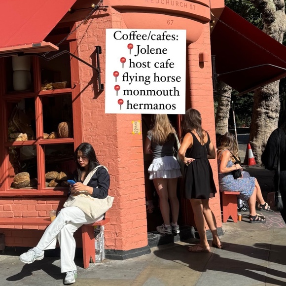 Verity Set - Picture 2 of 7